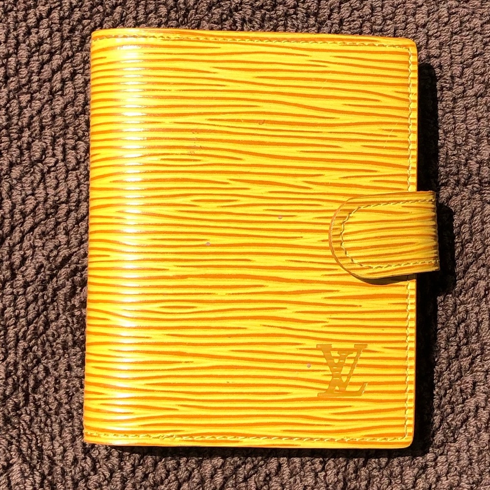 Vintage Louis Vuitton Epi Card Holder
